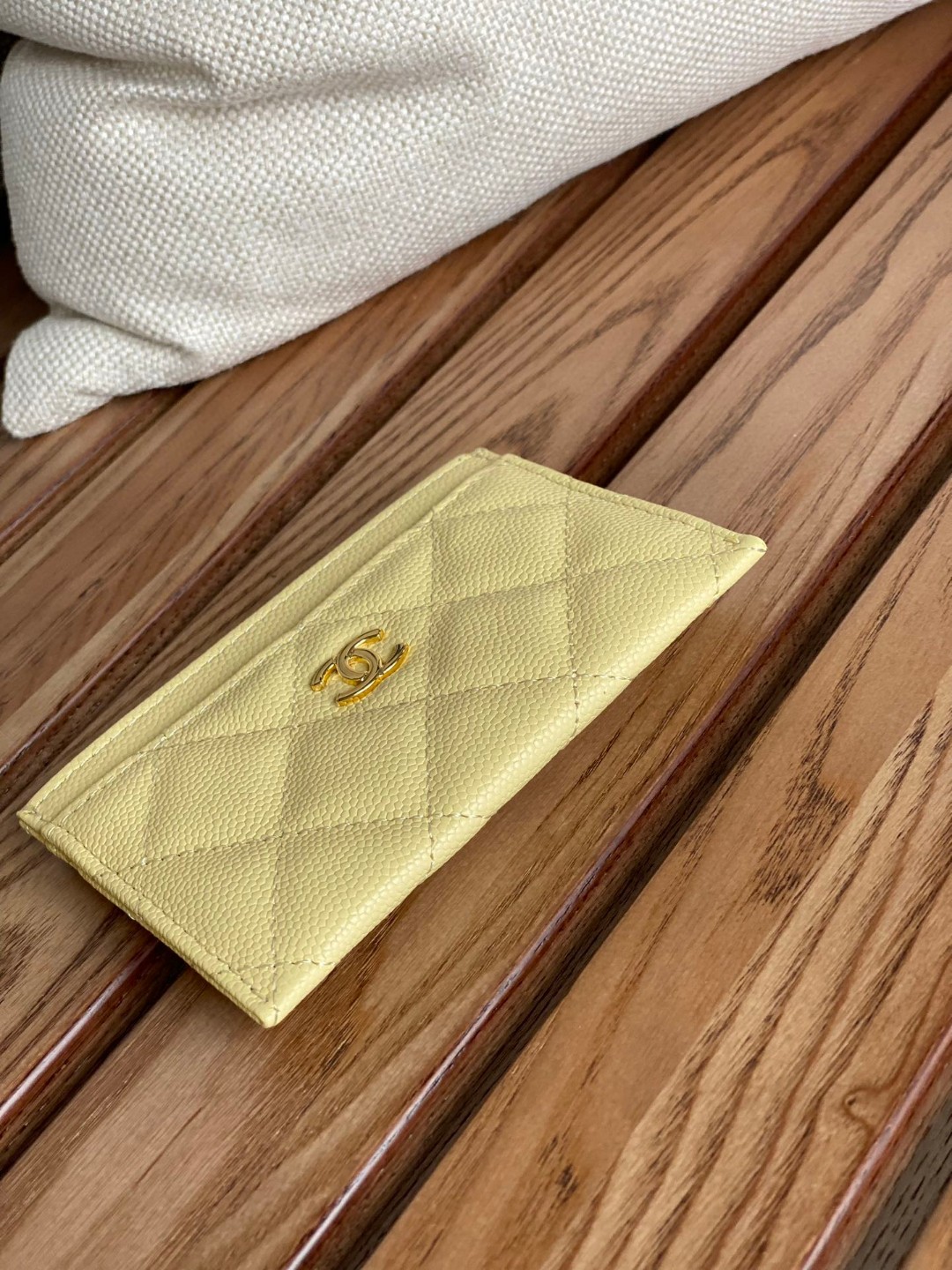 1717048247103