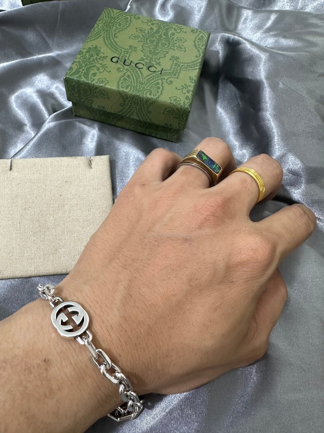 1724813981223