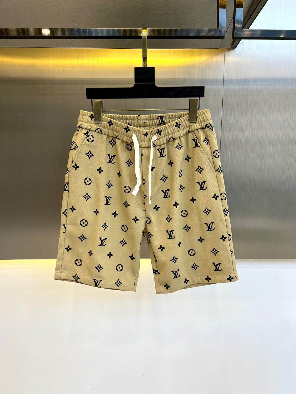 1725534729553