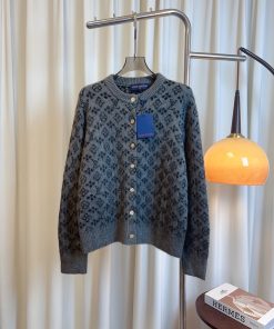 秋冬新品 女性ァッションルイヴィトン メリハリ トップス  2510DJJ225-Lu019