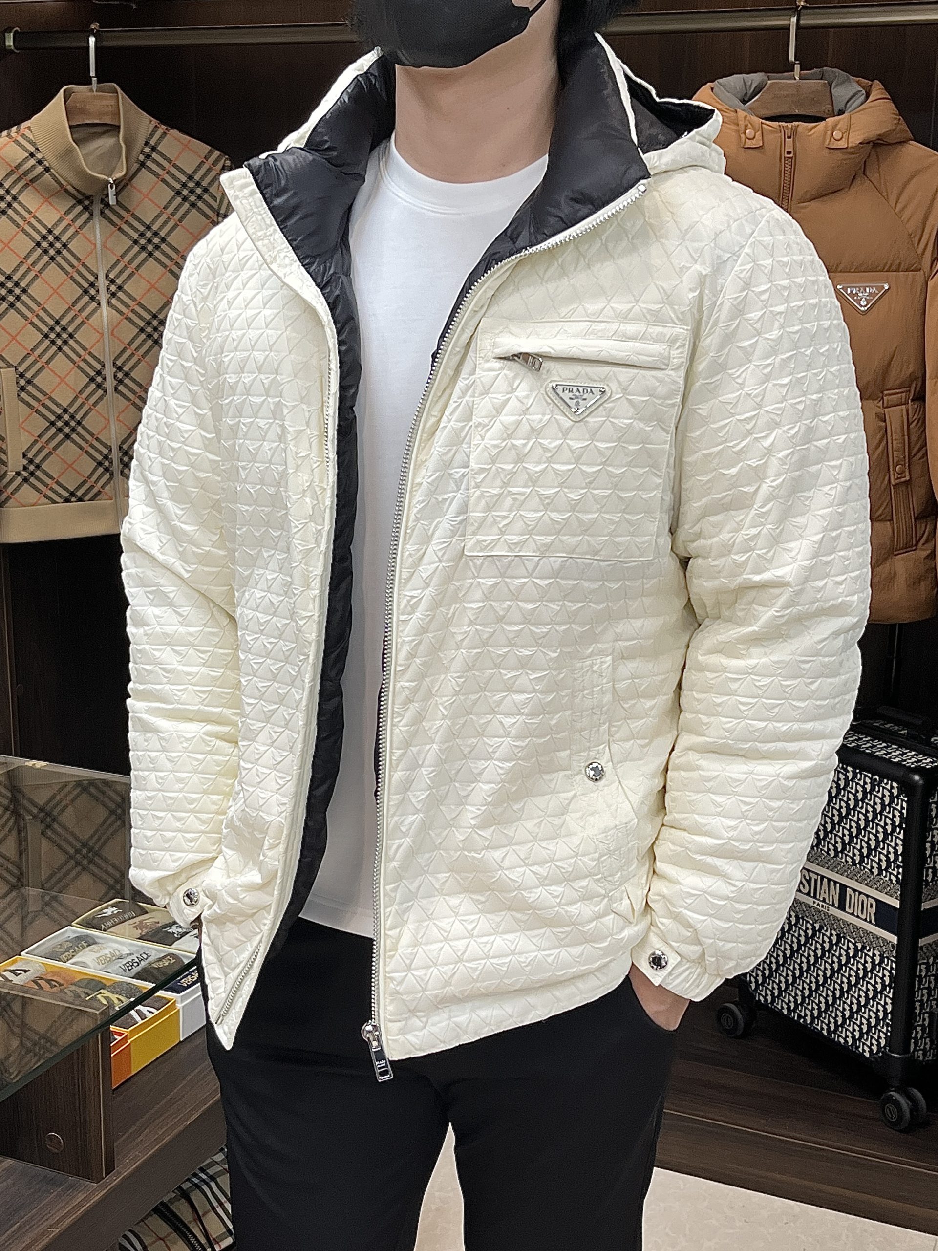 1761208679386-scaled-1.jpg
