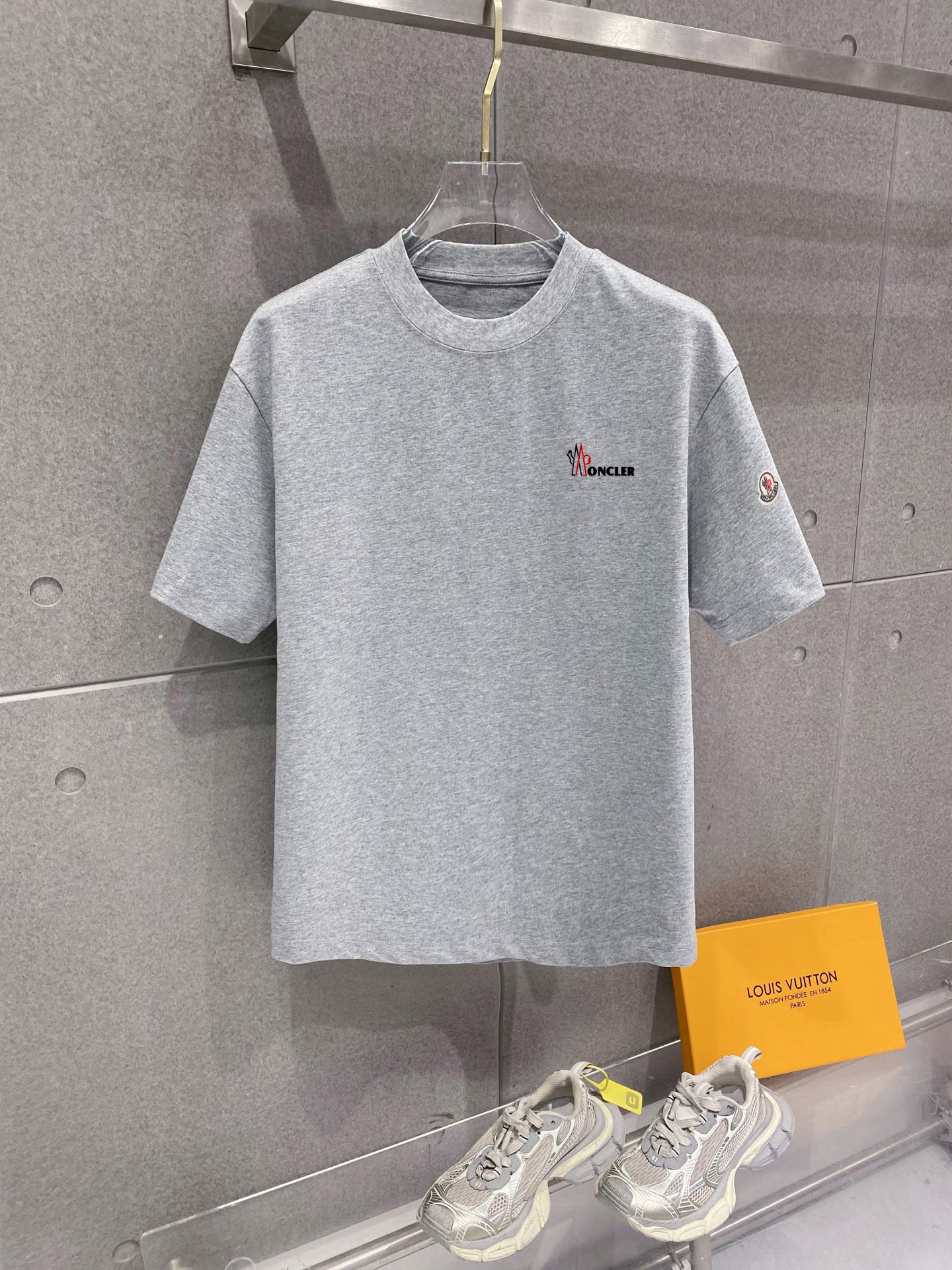1774322941955-1.jpg