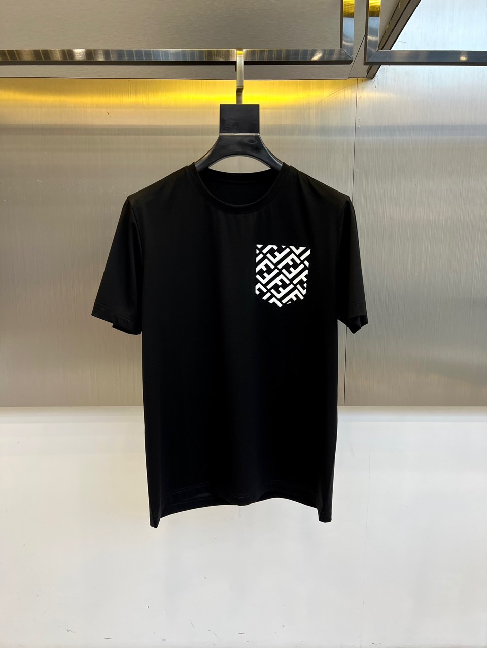 1774506423057-1.jpg