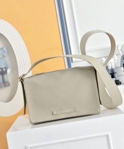 激安人気新品鞄 バッグ バーバリー ハンドバッグ  2606GDSJ300-BU1843