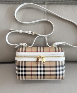 激安人気新品鞄 バッグ バーバリー Vanity ハンドバッグ 2606GDSJ610-BU1860
