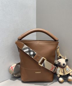 激安人気新品鞄 バッグ バーバリー バケツ型バッグ 2606GDSJ730-BU1866