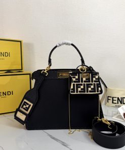 激安人気新品鞄 バッグ フェンディ Peekaboo Iseeu L トートバッグ 2606GDSJ000-3372-5