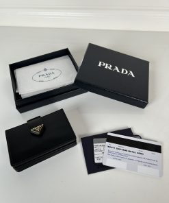 プラダ 財布 コインケース 名刺入れ Wallet コピー通販激安 2606WLJ000-1MC211