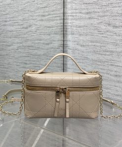 人気 クリスチャンディオール ハンドバッグ 2WAYバッグ 26016DAJ000-044