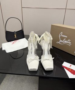 人気ランキング クリスチャン ルブタン シューズ ヒールパンプス 2606JTJ300-CL068