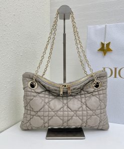 クリスチャンディオール新作 肩掛けバッグ Shoulder bag 26016YTJ000-023