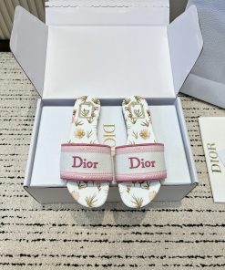 2026靴通販 クリスチャンディオール シューズ サンダル ミュール 女着 2607JTJ280-DI0999