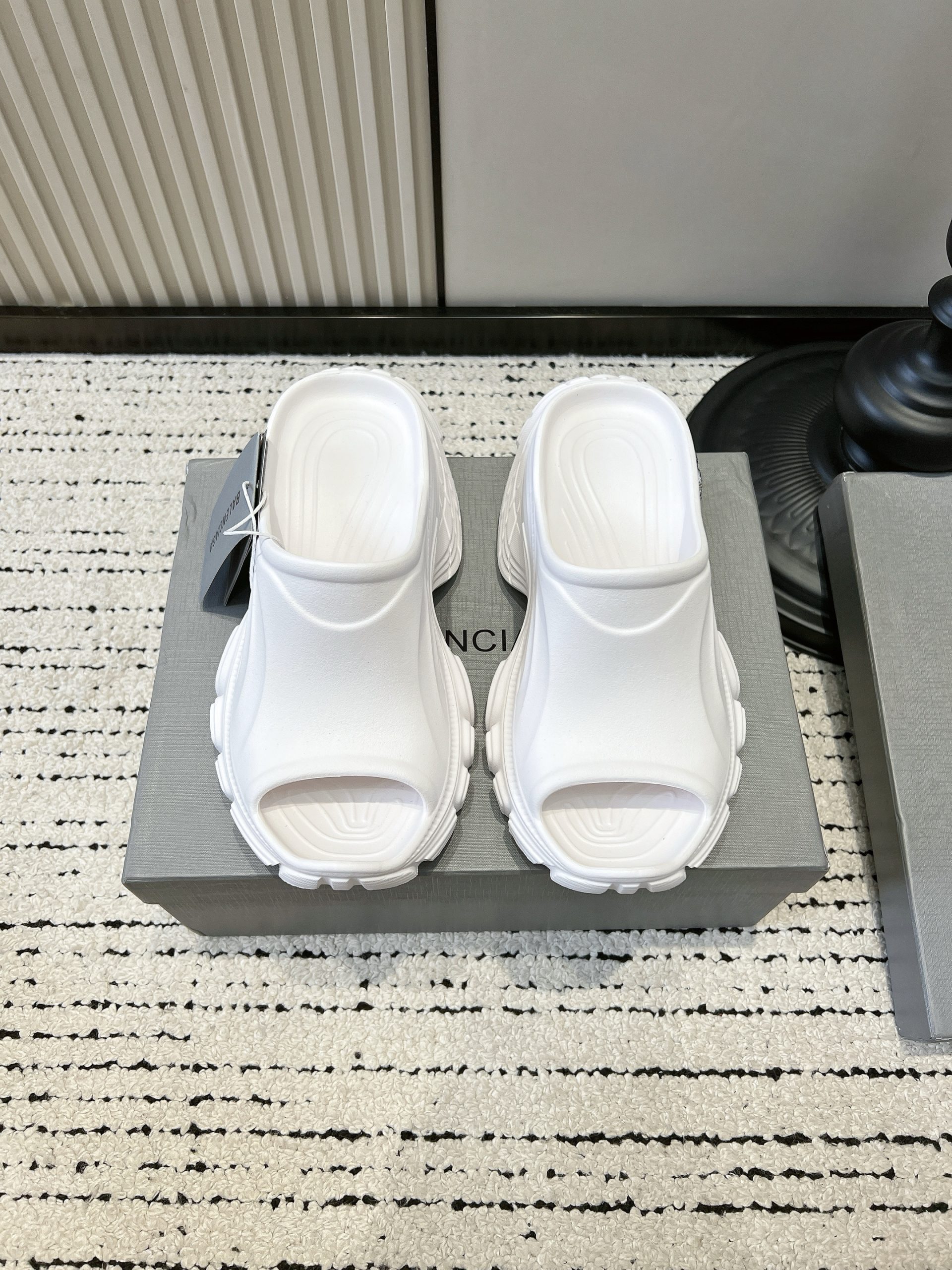 1784626570163-scaled-1.jpg