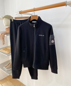 26SS秋冬暖か服 モンクレール 上下服 セットアップ 2610WSLJ460-MO082