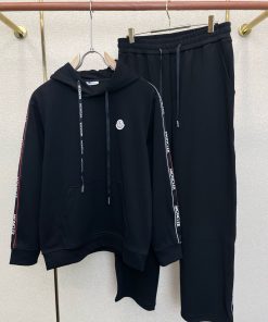 26SS秋冬暖か服 モンクレール 上下服 セットアップ 2610WSLJ430-MO085