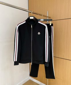 26SS秋冬暖か服 モンクレール 上下服 セットアップ 2610WSLJ300-MO086